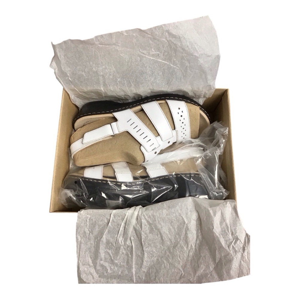 NWT Clark’s Sandals - Picture 9 of 10